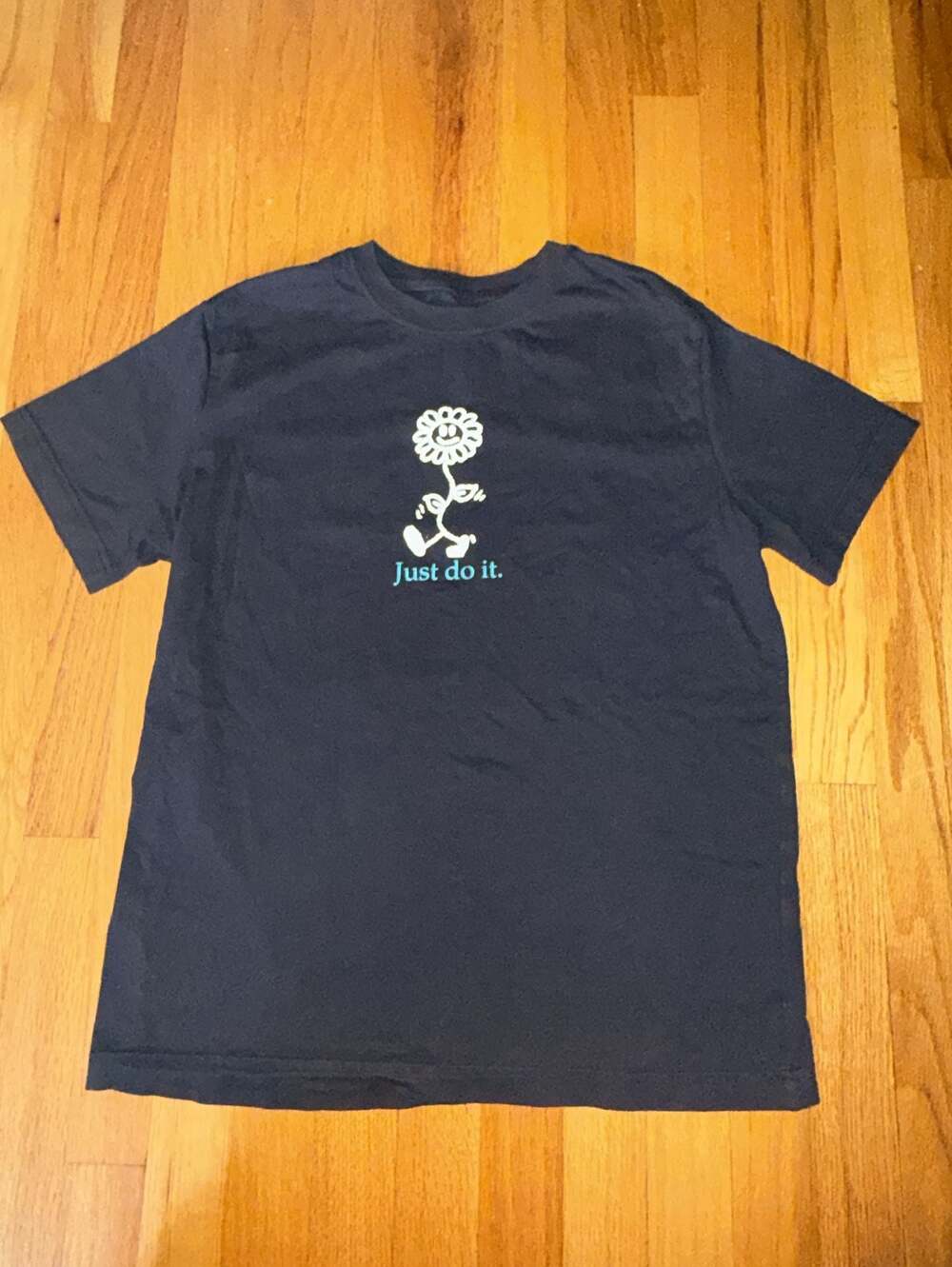 Nike “Just Do It” T-Shirt Black Men’s Medium - Flower Graphic